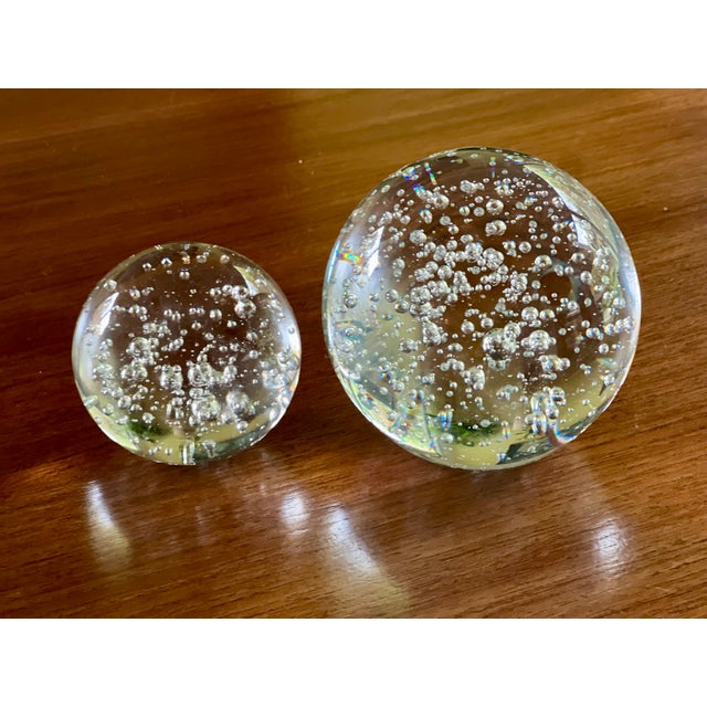 Mid-Century Modern Vintage Mid-Century Modern Controlled Bubble Art Glass Paperweights - Pair For Sale - Image 3 of 4