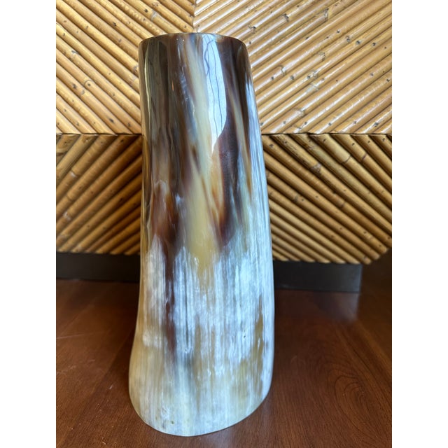 Carl Auböck Vintage Italian Natural Horn Vase -Extra Large For Sale - Image 4 of 12
