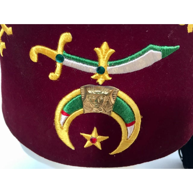 Vintage Al Malaikah Masonic Shriner Burgundy Wool Fez Hat For Sale - Image 9 of 12