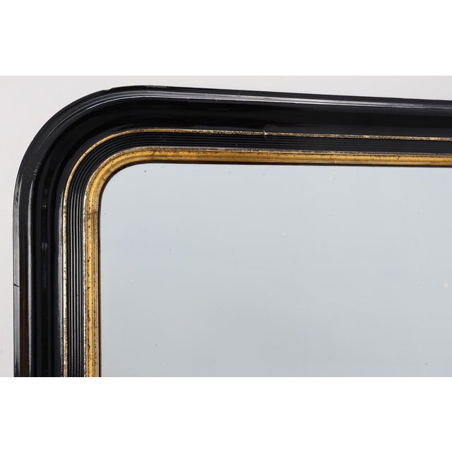 French Louis Philippe Mirror in Black Laquered and Gilted Wood, 1850 For Sale - Image 4 of 10