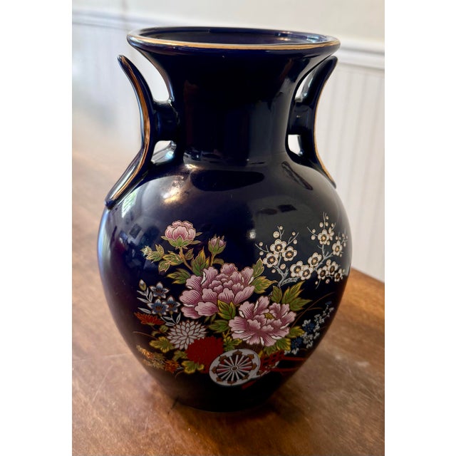 Mid 20th Century Mid 20th Century Japanese Ceramic Floral Vase For Sale - Image 5 of 12