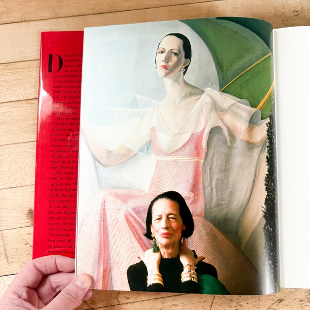 Signed Diana Vreeland by Eleanor Dwight, 1st Edition 2002 Fashion Book For Sale In Boston - Image 6 of 13