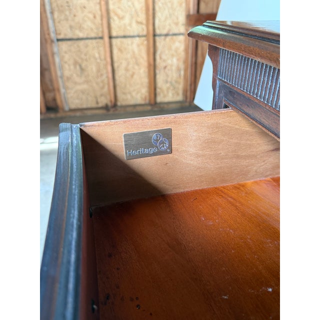 Mid 20th Century Drexel Heritage Flame Mahogany Serpentine Dresser With 12 Drawers For Sale - Image 9 of 9