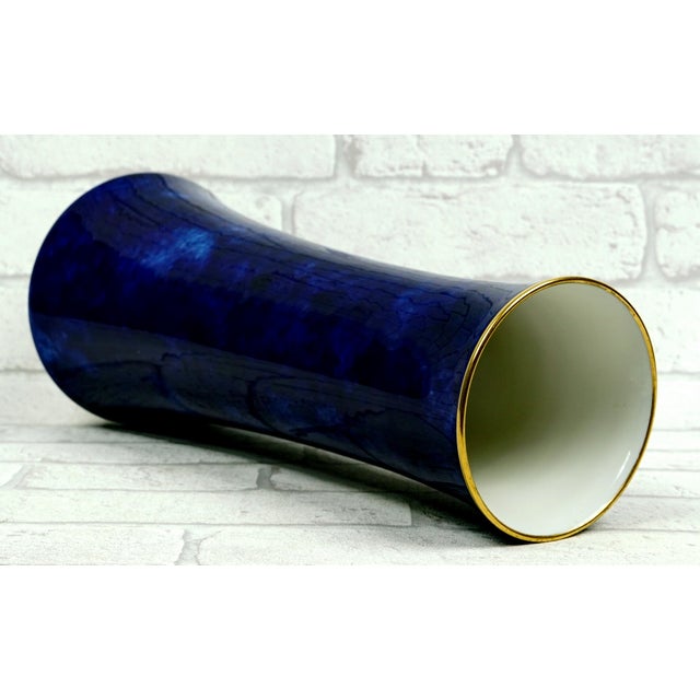 Manufacture Nationale De Sèvres – Large Porcelain Vase With an Agate-Blue Ground – Dated 1904 For Sale - Image 6 of 9