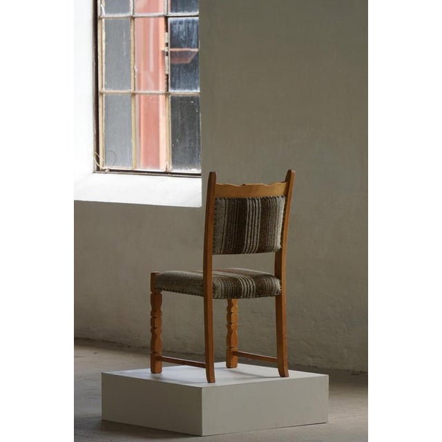 1960s Mid-Century Modern Danish Dining Chairs in Oak and Wool, 1960s, Set of 8 For Sale - Image 5 of 18