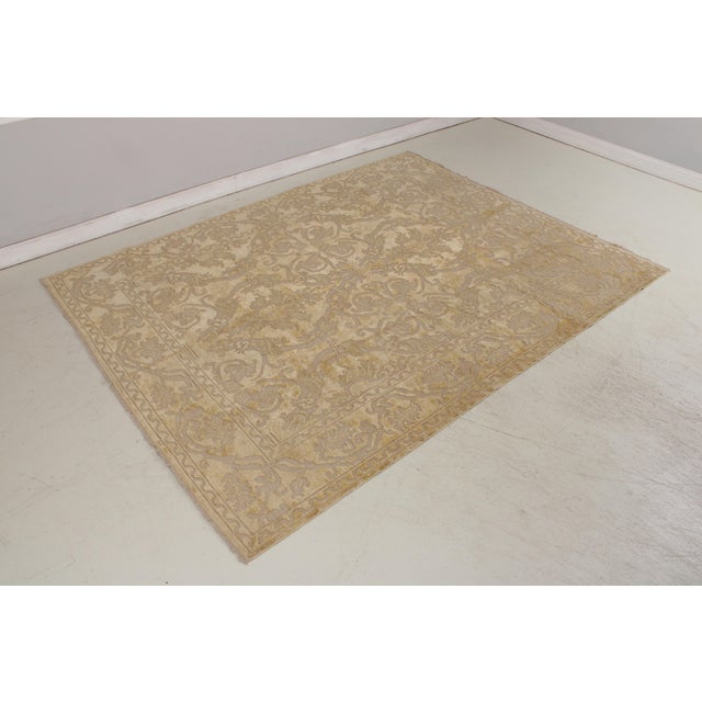 Age: Approx: 40 Years Old Details: Grade 9 Out Of 10 Subtle Texture Tightly Woven Flat Weave Rug Un-Marked As To...