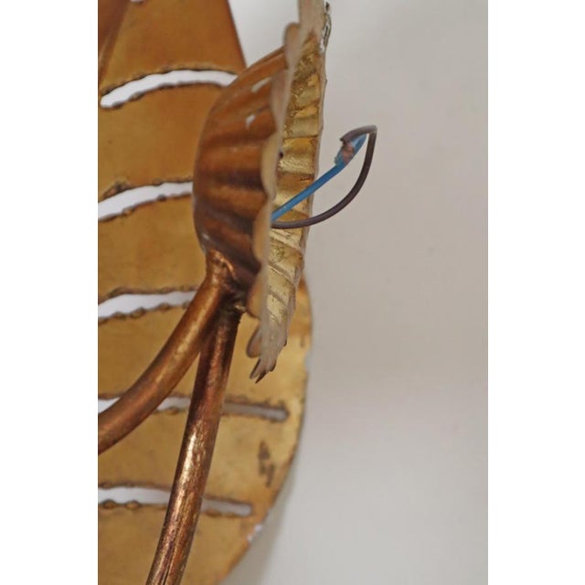 Hollywood Regency Gilt Monstera Wall Lamp with Double Leaf from Maison Jansen, France, 1970s For Sale - Image 3 of 15