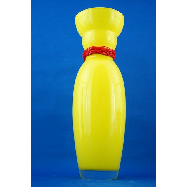 1980s 20th Century Large Yellow Glass Vase by Periev R. Pint, Barovier and Toso Collection, Czechoslovakia, 1980s For Sale - Image 5 of 18