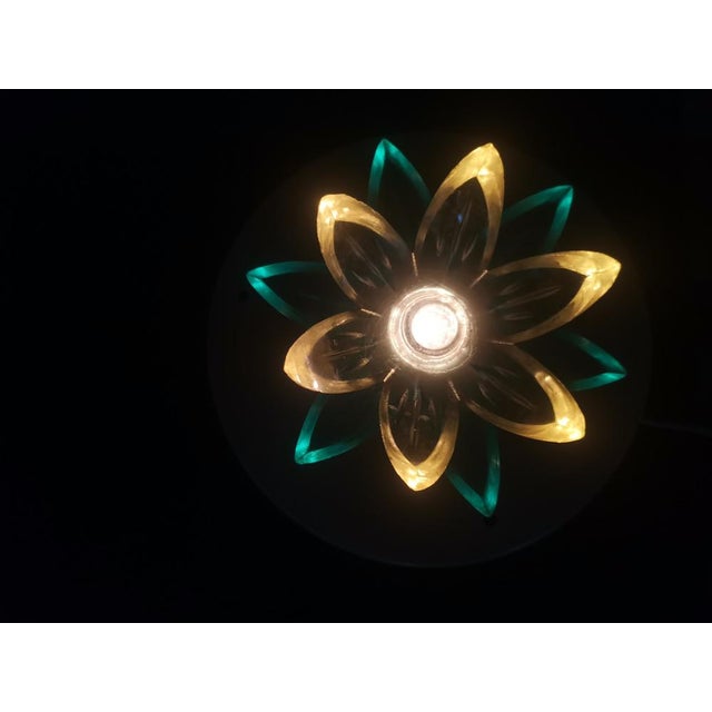 Green Acrylic Water Lily Night Light Lamp, Eastern Europe, 1970s For Sale - Image 13 of 18