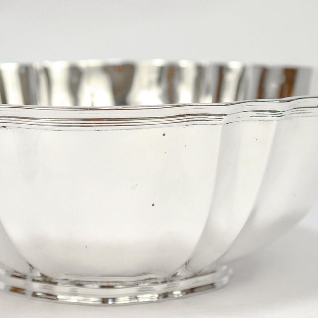 Tiffany & Co. Mid-Century Modern Sterling Silver Shaped Fruit Bowl For Sale In Philadelphia - Image 6 of 11
