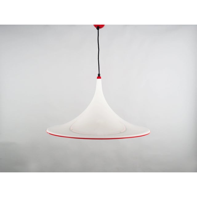 The lamp was made in the 1970s, Italian manufacture. Made of plastic. The unique construction is not only a design...
