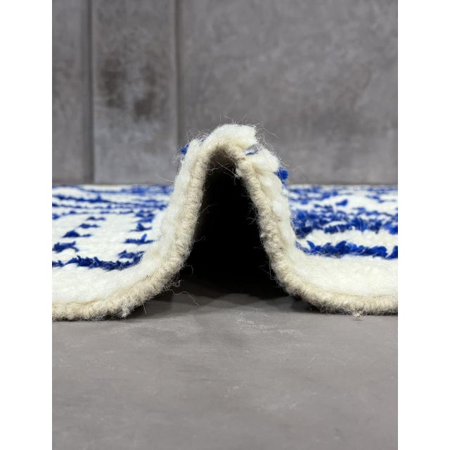 2020s White and Blue Azilal Rug - 9.8 X 6.3 Ft For Sale - Image 5 of 8