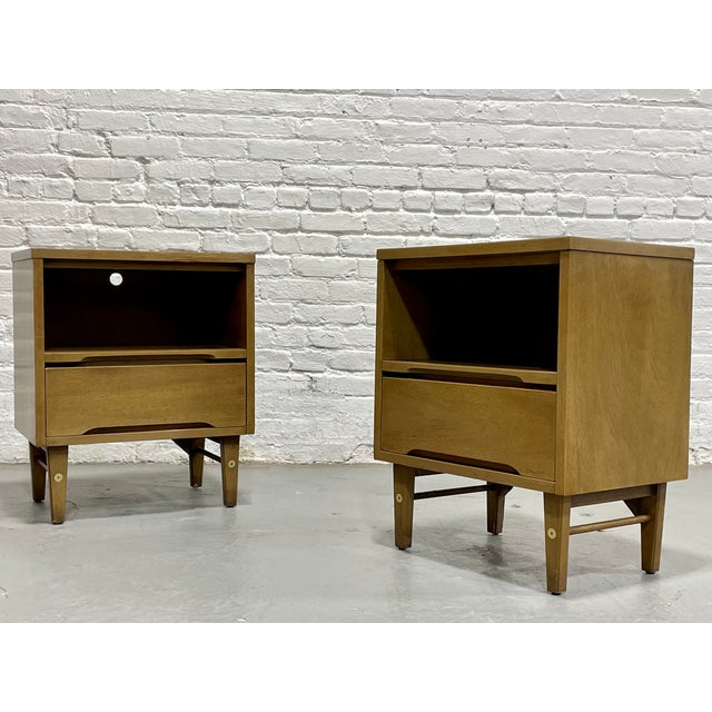 Mid Century Modern Walnut Nightstands / Bedside Tables by Stanley Furniture, C. 1960's For Sale - Image 12 of 14