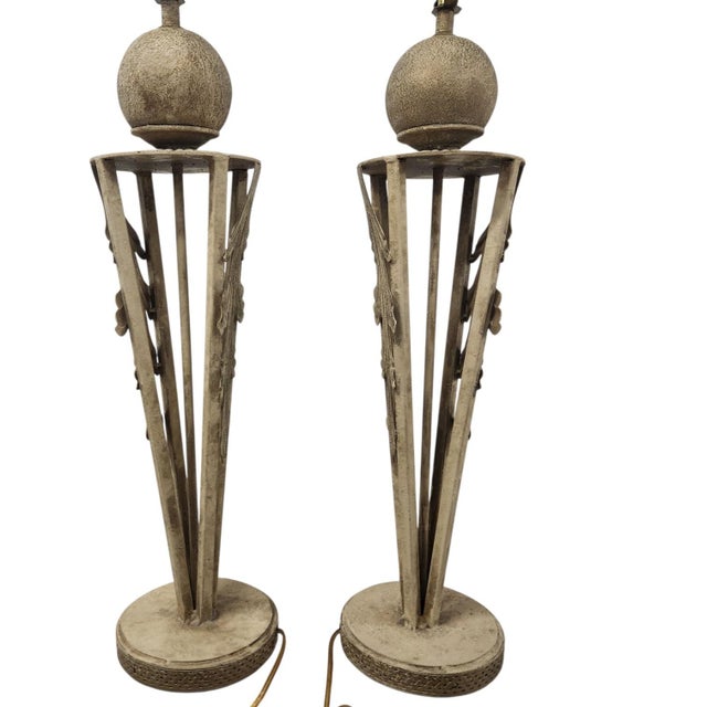 Late 20th Century Neoclassical Faux Stone Metal Table Lamps With Acanthus Leaf & Orb Accents - Pair For Sale - Image 4 of 11