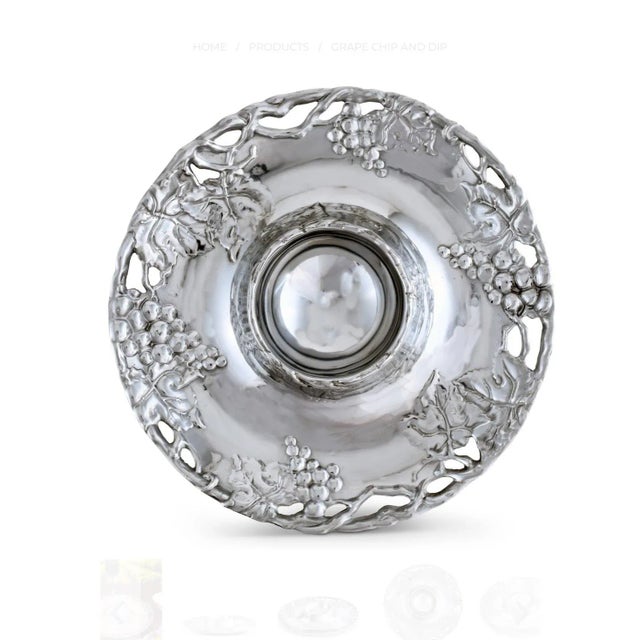 Vintage Arthur Court Grape Chip & Dip Server. Whether you're hosting a casual game night, formal dinner party, or a family...