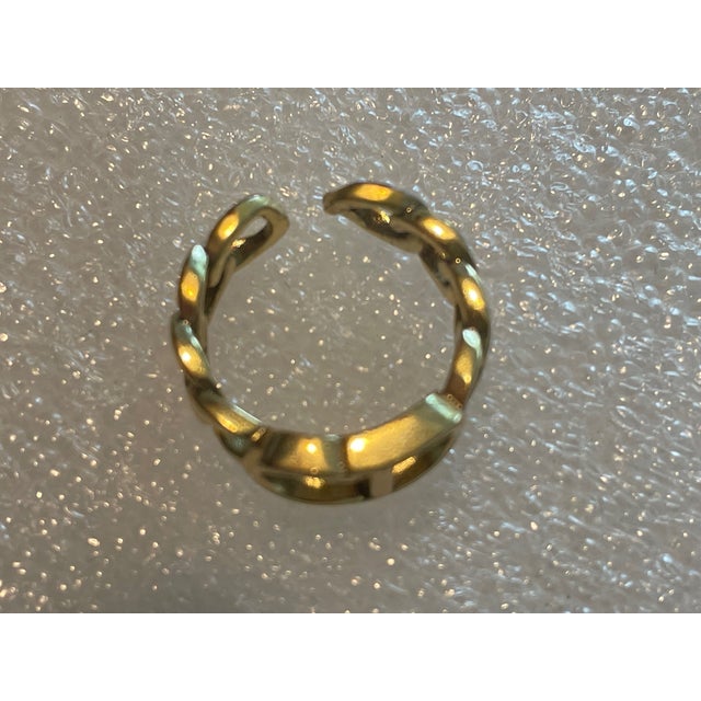 Ring from Christian Dior, in Very Good conditions. Designed 1980 to 1989 This piece has an attribution mark, I am sure...