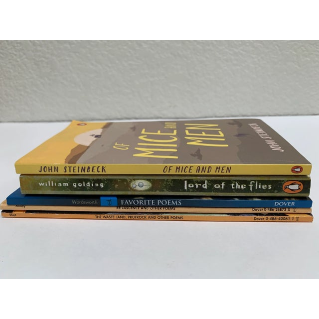 Vintage Classic Paperback Set of Novels and Poetry, Set of Five For Sale - Image 9 of 10