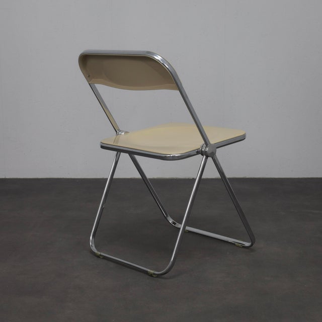 Plia Folding Chairs by Giancarlo Piretti for Castelli, 1970s, Set of 2 For Sale - Image 6 of 12