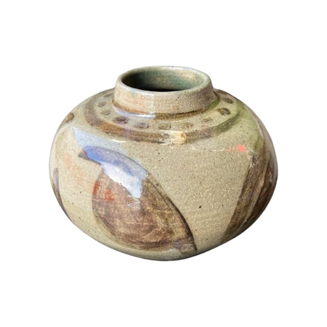 Beautiful olive organic ceramic art studio vase marked “Nancy 91” Excellent condition B19