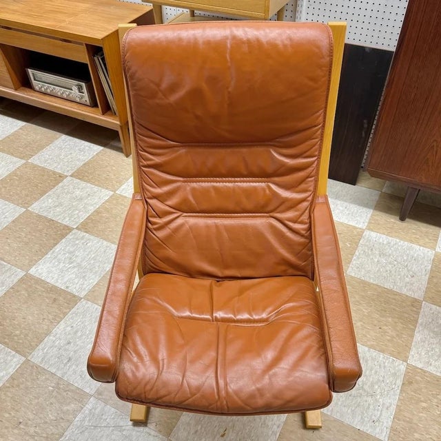 Wood Mid 20th Century Siesta Lounge Chair by Westnofa For Sale - Image 7 of 8