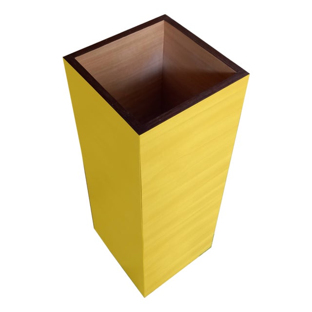Plinto Giallo Umbrella Stand by Pietro Meccani for Meccani Design For Sale