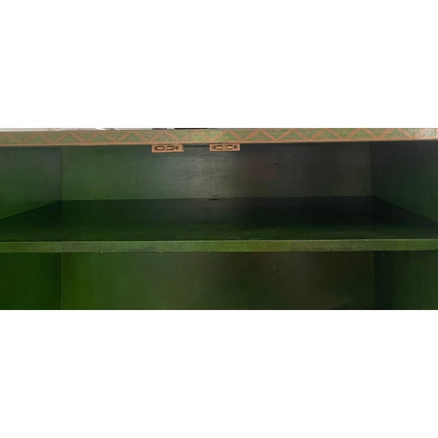 Italian Baroque‑Style Green Chinoiserie Lacquer Bar Cabinet. 20th Century. For Sale - Image 10 of 10