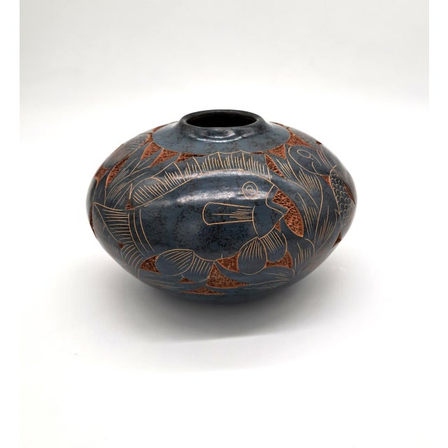 Signed Emir Calero Nicaraguan Pottery Vase, Hand-Carved Fish Design For Sale - Image 4 of 12