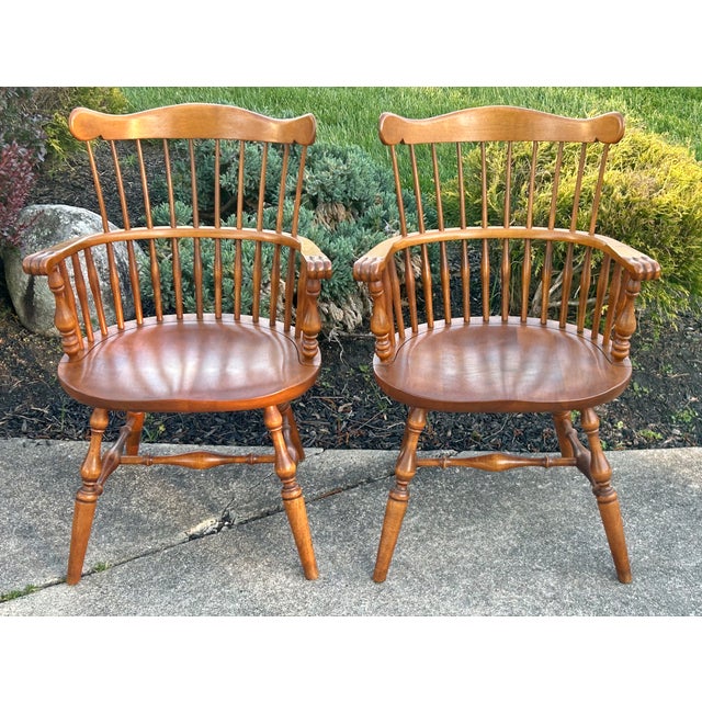 Vtg. Ethan Allen Pair of Solid Maple Early American Style Windsor Chairs For Sale - Image 12 of 13