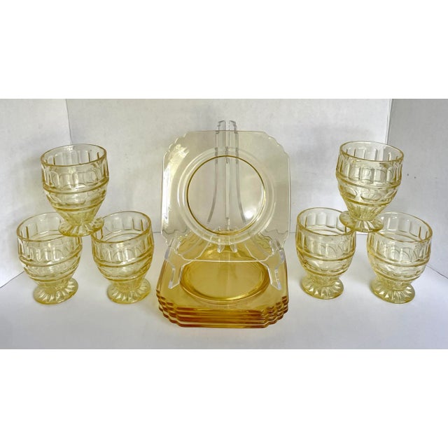 Early 20th Century Set of 12 Yellow Depression Era Glasses and Plates For Sale - Image 13 of 13