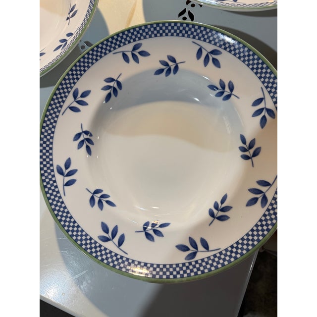 Four Villeroy and Boch Pasta Bowls Switch 3 Pattern Large For Sale In New York - Image 6 of 10