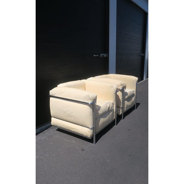 Modern Lc2 Style Modernist Chrome Armchairs Pair, Circa Late 20th Century For Sale - Image 3 of 16
