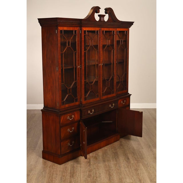 Brown Henkel Harris Chippendale Style Mahogany China Cabinet Breakfront For Sale - Image 8 of 18