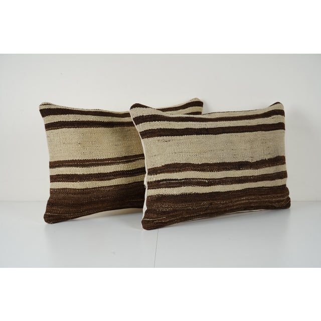 Handmade Turkish Rug Pillow Covers • Vintage Rug Decor Elevate your home decor with these exquisite 16" x 24" pillow...