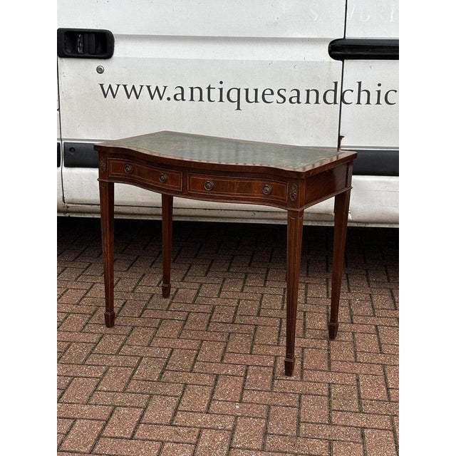 heraton Revival Serpentine Front Mahogany Console Table, Hall Table. 2 drawers. Sizes :- 91 cms wide, 55 cms depth, 77 cms...