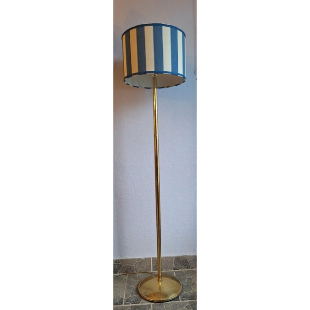 Vintage Brass Floor Lamp from TZ-Leuchten with Handmade Blue and White Fabric Shade, 1970s For Sale - Image 4 of 9