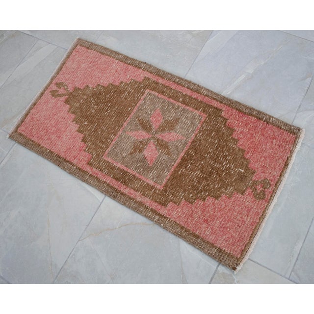 1970s Vintage Hand Knotted Small Rug For Sale - Image 4 of 7