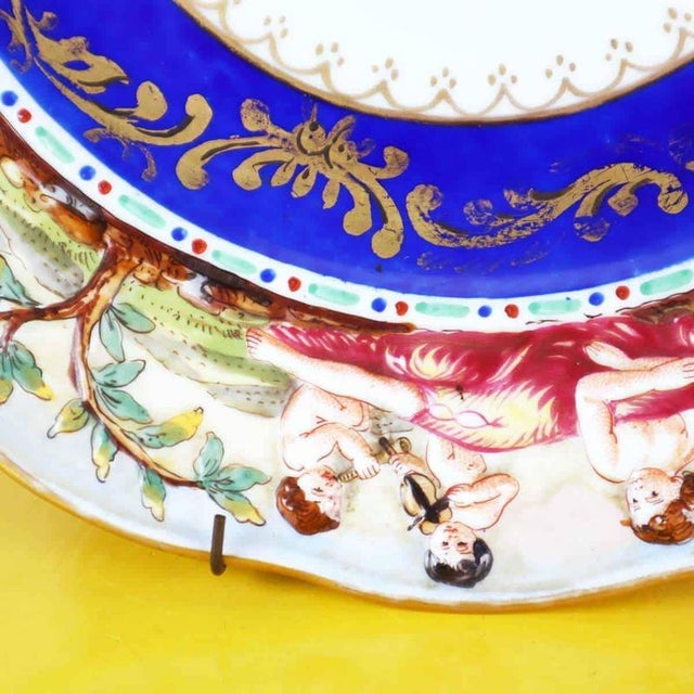 Decorative Plate with Reliefs from Capodimonte For Sale - Image 5 of 10
