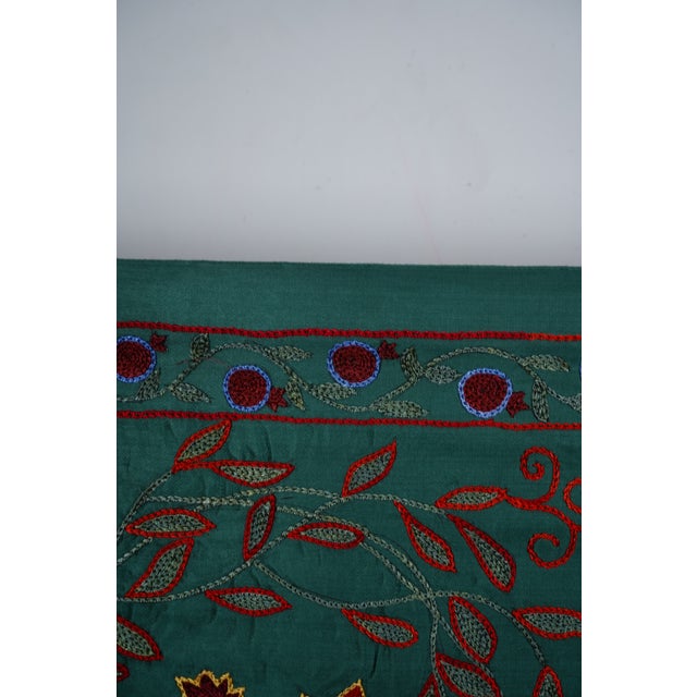 Green Uzbek Suzani Table Runner – Red Pomegranate Motif 1'7'' X 6'2'' For Sale In New York - Image 6 of 11