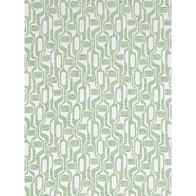 Hinson re-enters the limelight with a show-stopping debut collection under the Scalamandré name. COLOR POP!, a collection...