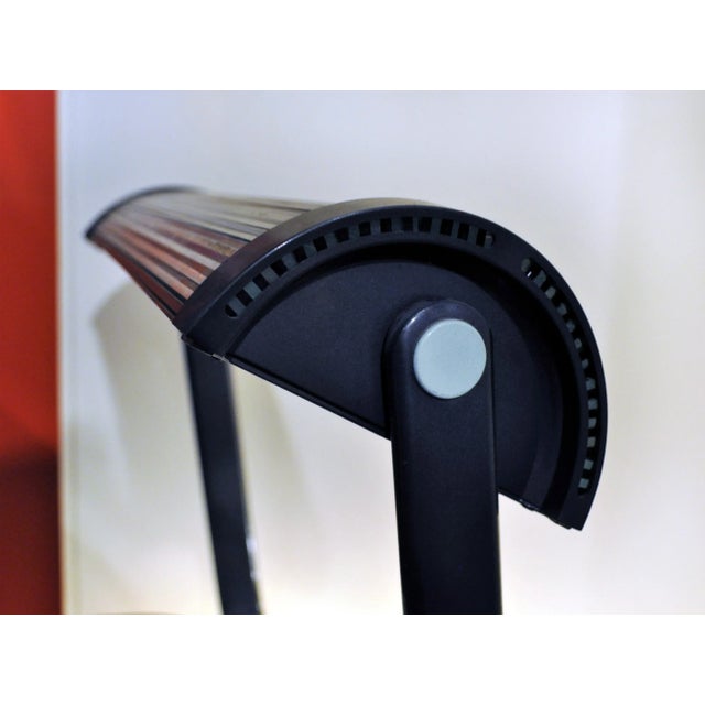 Industrial Eubea Table Lamp by Alberto Fraser for Artemide, 1980s For Sale - Image 3 of 5