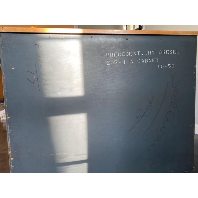 The Precedent collection by Ed Wormley for Drexel was introduced in the 1940s and continued into the 1950s. This...