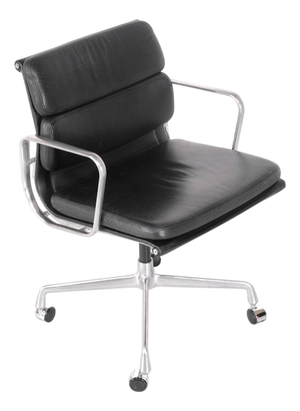 Soft Pad Chair Ea 207 Charles Ray Eames, United States, 1969. By Charles and Ray Eames for Vitra, 1990s