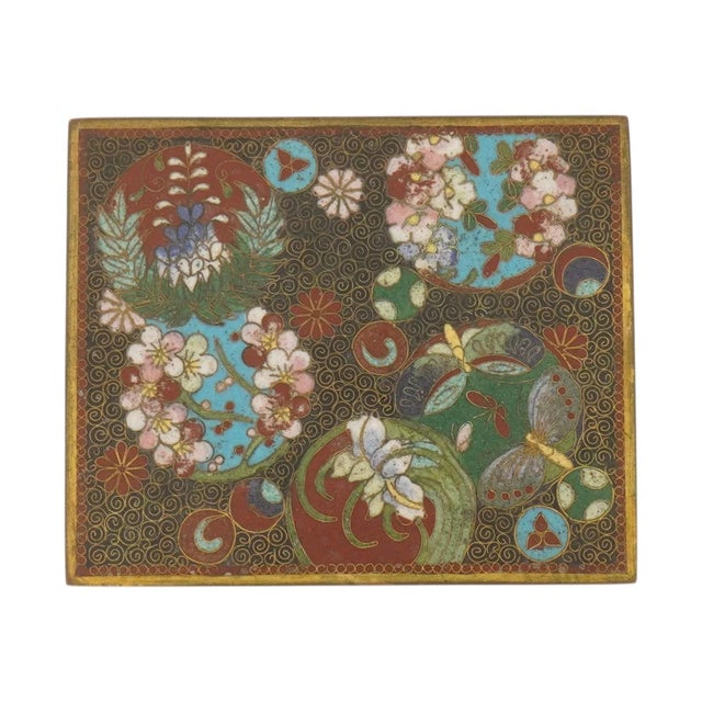 Japanese Cloisonne Enamel Trinket Box Floral Butterfly Design For Sale In New York - Image 6 of 7