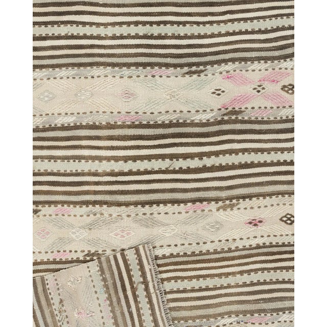 Vintage Beige Turkish Kilim Area Rug 4ft 3in X 7ft 2in For Sale In New York - Image 6 of 8