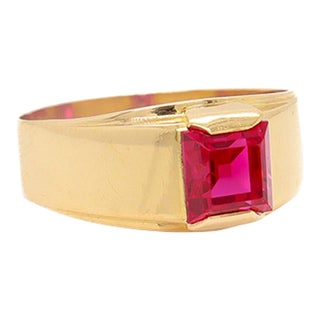Swedish Mid-Century Modern 18k Gold & Ruby Cocktail Ring Signed Ceson, 1979 For Sale