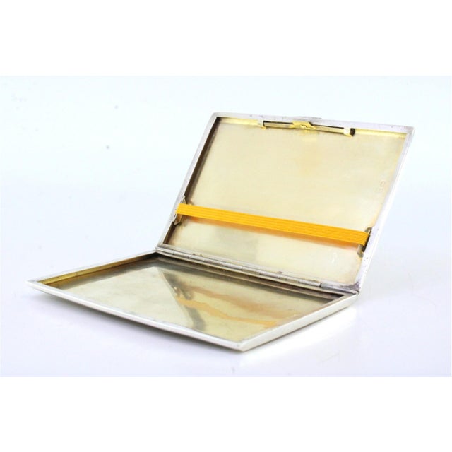 Guilloche Silver Cigarette Case, in Good conditions. Designed 1920 to 1949