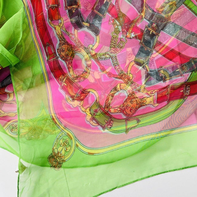 Textile Hermes Green Printed 100% Silk Scarf For Sale - Image 7 of 10