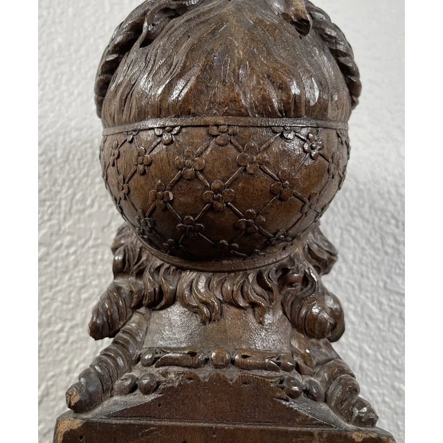 Antique Carved Wood Head Young Woman Figure 18th Century French Greco-Roman Lady For Sale - Image 9 of 10