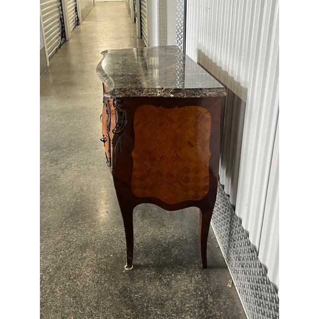 Mid 20th Century Vintage French Louis 16th Commode With Bronze Mounts and Marble Top For Sale In Miami - Image 6 of 12