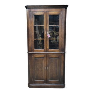 Late 20th Century English Oak Glass Top Doors With Paneled Bottom Doors Corner Cupboard